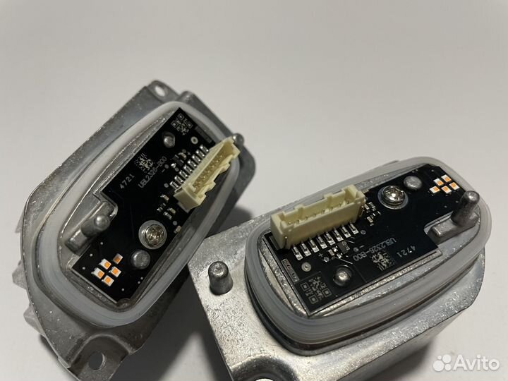 Блок управления поворотником передней фары BMW G30