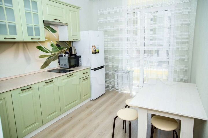 1-к. квартира, 42 м², 2/8 эт.
