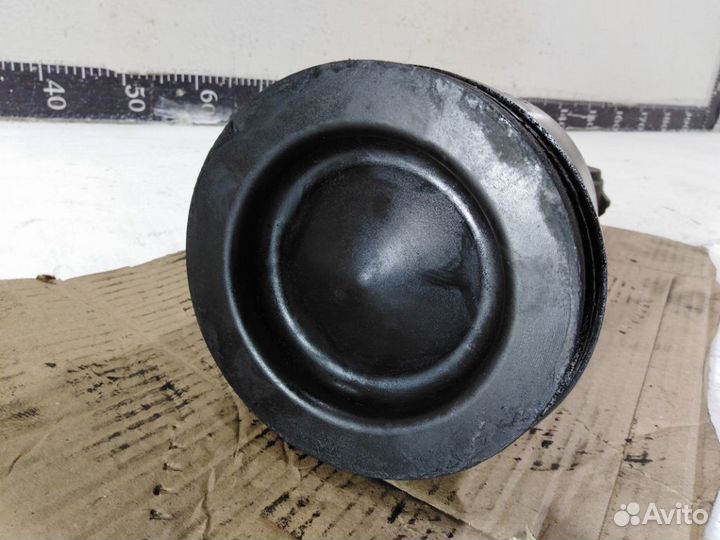 Поршень с шатуном Вольво