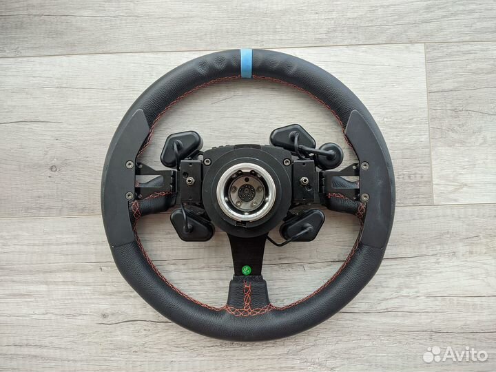 Fanatec csl dd + руль 33см, хаб, педали + кокпит