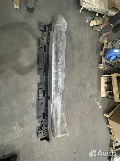 Пороги на GLS (X167)