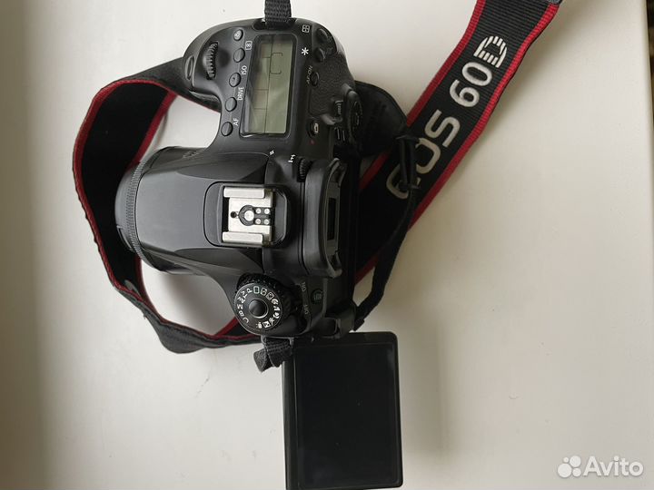 Зеркальный фотоаппарат canon 60d