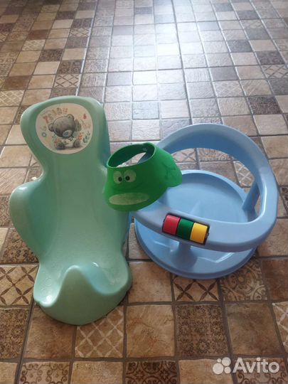 Ванночка для купания с подставкой