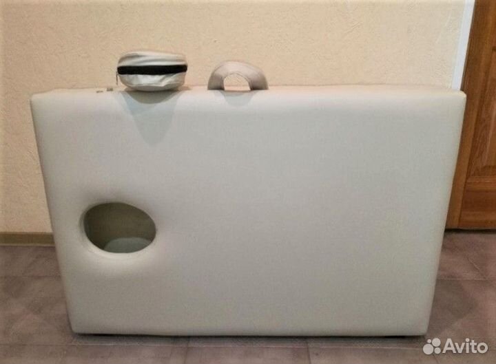 Массажный стол