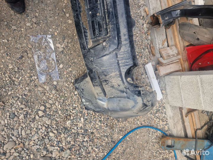 Задний бампер мазда 3 бк седан