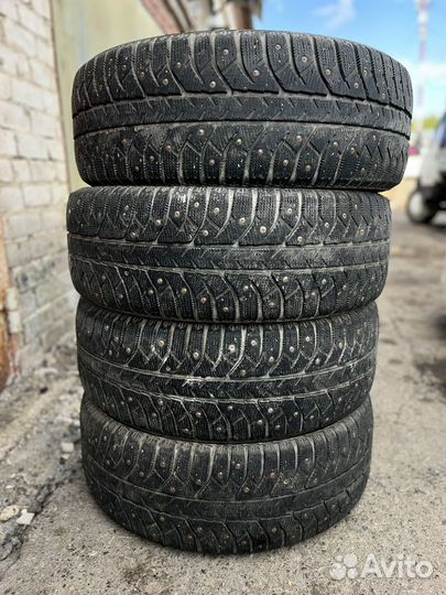 Bridgestone Ice Cruiser 7000 235/55 R19 101T