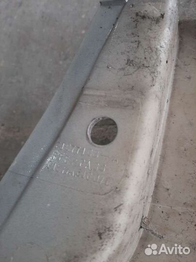 Крыло заднее Saturn SL сатурн сл