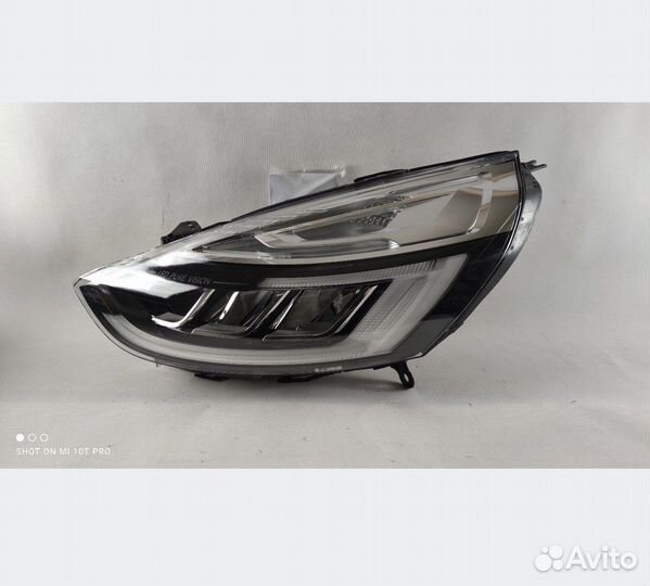 Renault clio IVлевая фара full led комплектная