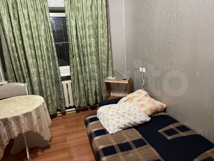 Комната 15 м² в 5-к., 1/5 эт.