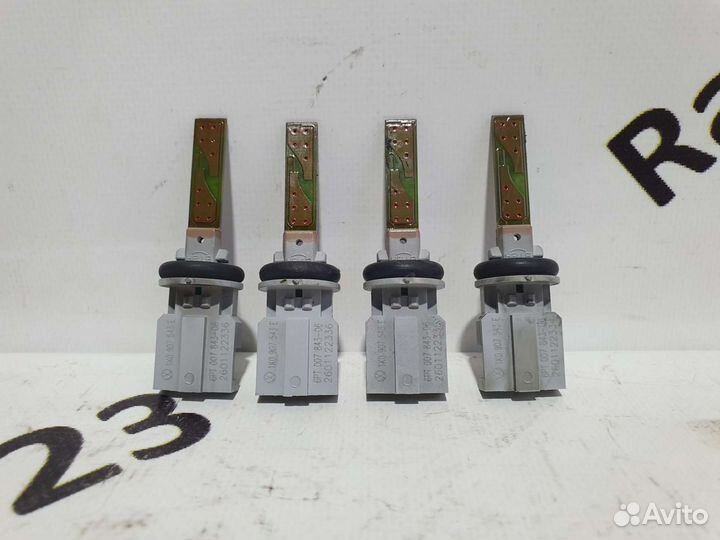 Датчик температуры воздуха для Audi A8 D4