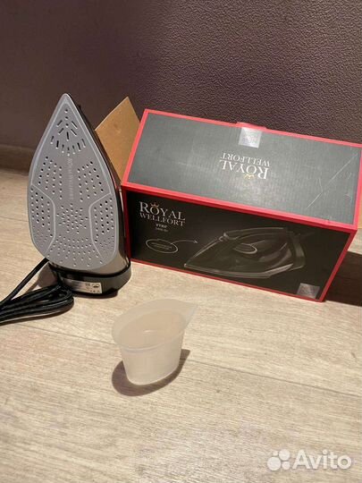 Утюг royal wellfort