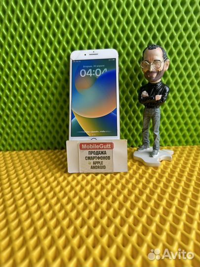 iPhone 8 Plus, 64 ГБ