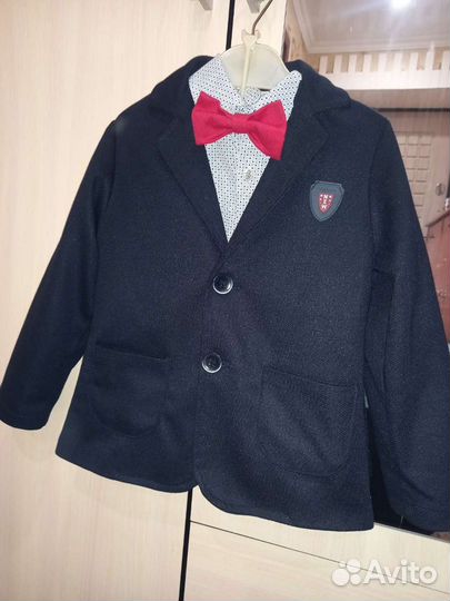 Пиджак+ рубашка в подарок