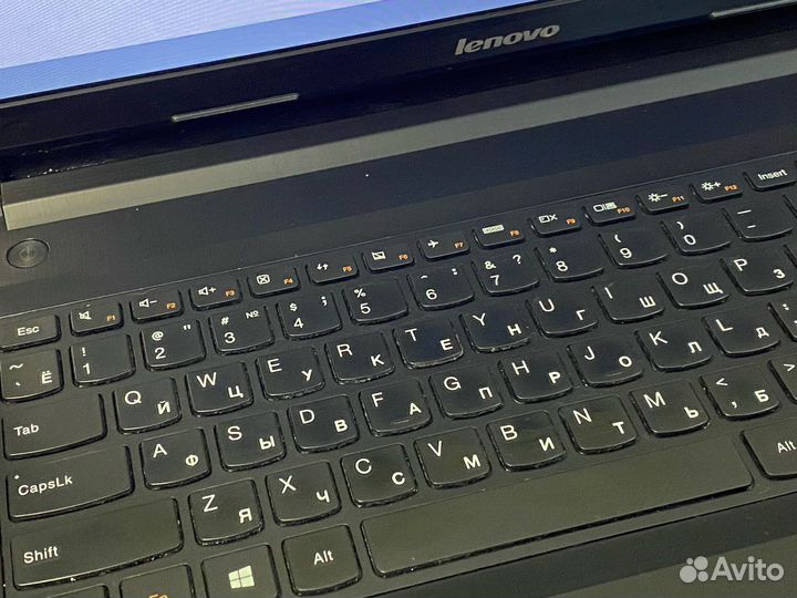 Ноутбук Lenovo B70