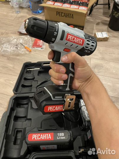 Аккумуляторная дрель шуруповерт
