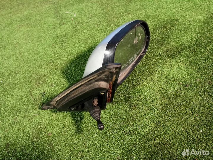 Зеркало заднего вида правое Kia Spectra седан 1.6