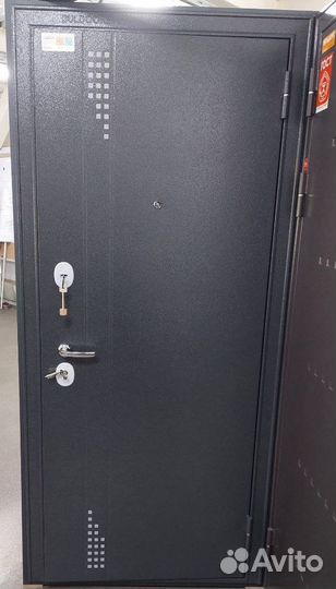 Дверь входная металлическая