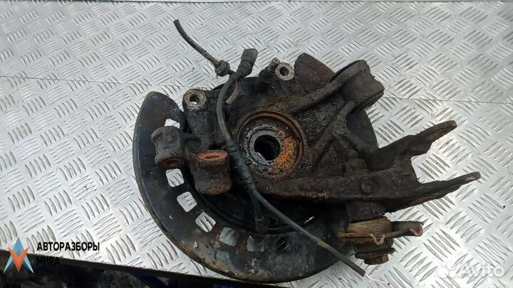 Ступица задняя левая Audi Q7 4L 2007 7L0501655B