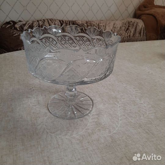 Ваза для фруктов на ножке хрусталь