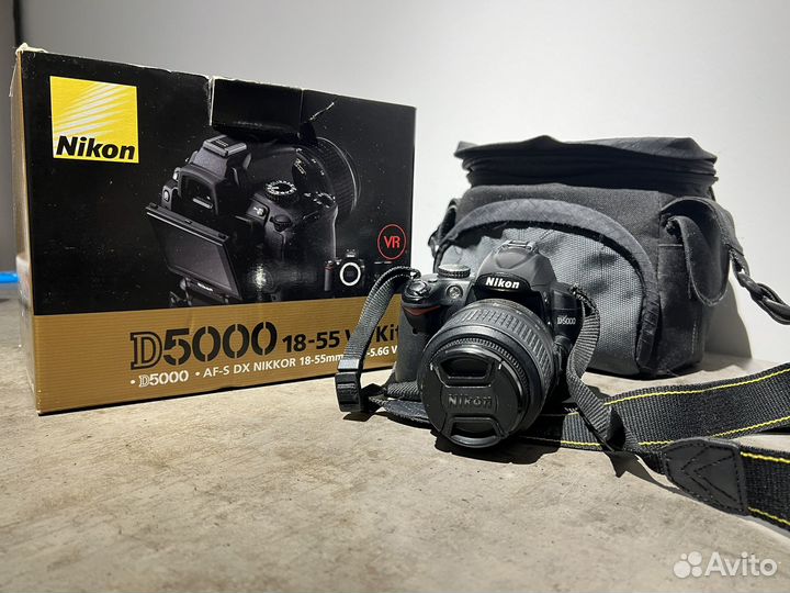 Зеркальный фотоаппарат nikon D5000