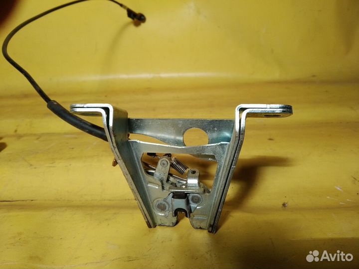 Замок спинки сиденья Toyota Camry V40 камри