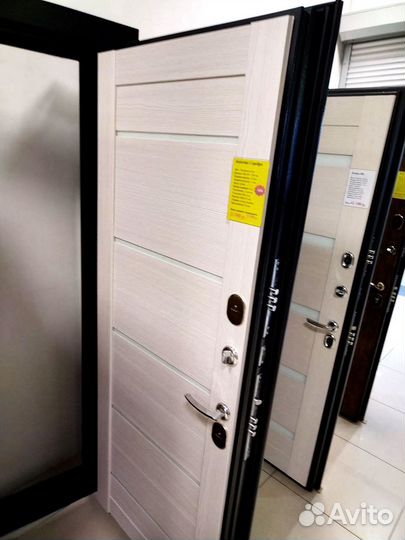 Дверь Входная