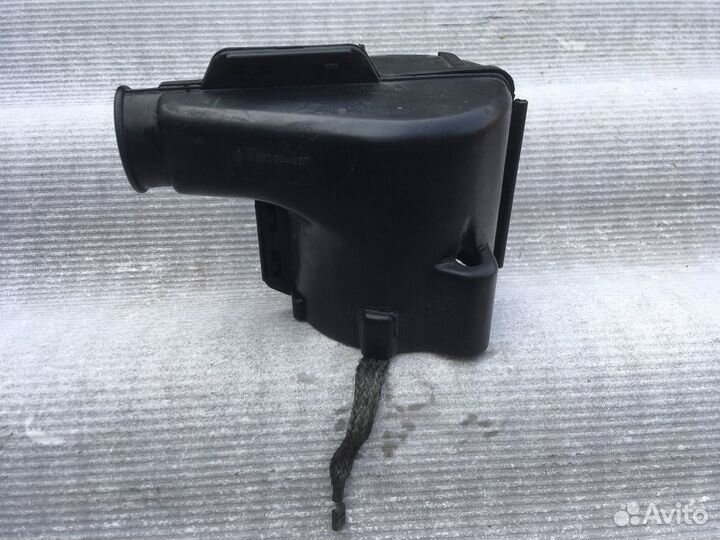 Кожух катушки Bmw E28