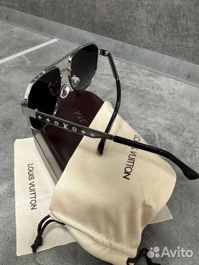 Солнцезащитные очки новинки июль 2023