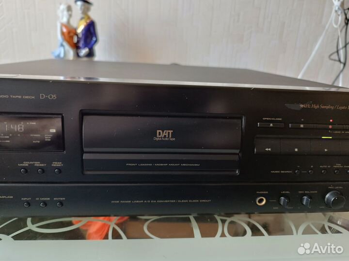 Pioneer DAT D-05 digital audio tape deck