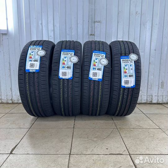 Tracmax X-Privilo TX5 205/70 R15 96T