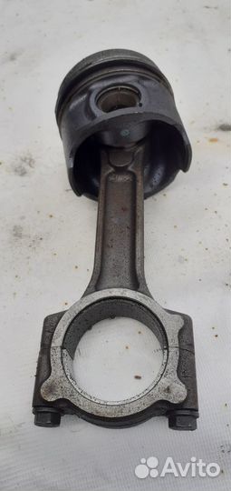 Поршень с шатуном Renault 1.5 DCI (K9K )
