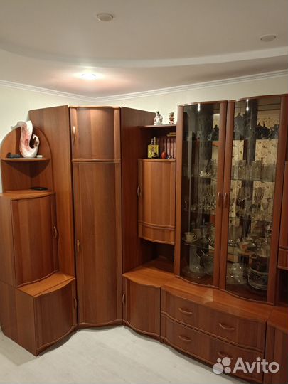 Стенка горка в гостиную угловая б/у