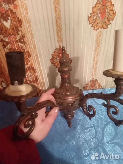 Люстра раритет, и бра. В одном стиле