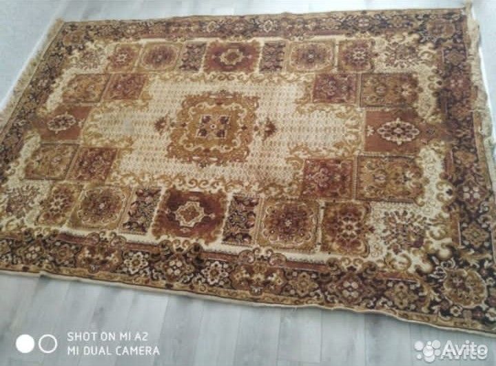 Ковер шерстяной