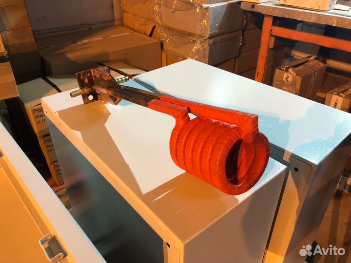 Индуктор (индукционная катушка)