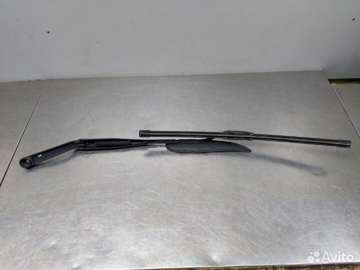 Поводок дворника левый Hyundai Elantra XD G4ED