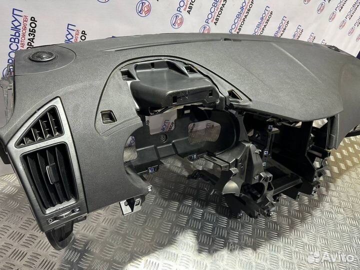 Торпедо Hyundai Sonata 6 YN