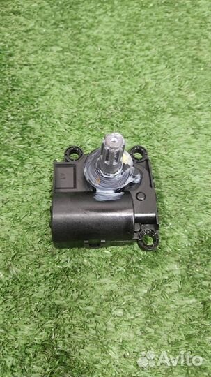 Моторчик заслонки печки Hyundai IX35 2011