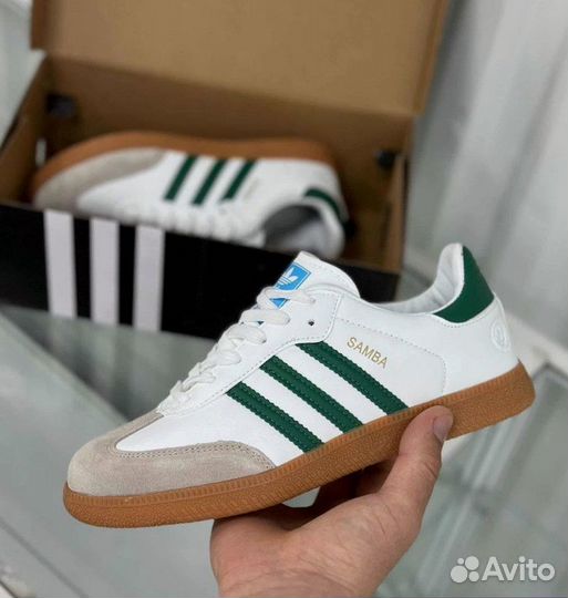 Кроссовки Adidas