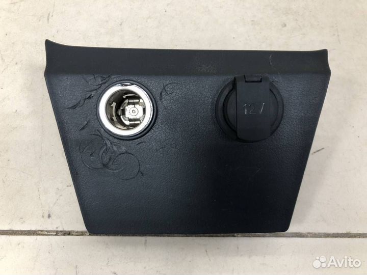 Накладка декоративная Kia Rio 3 UB 2011-2017