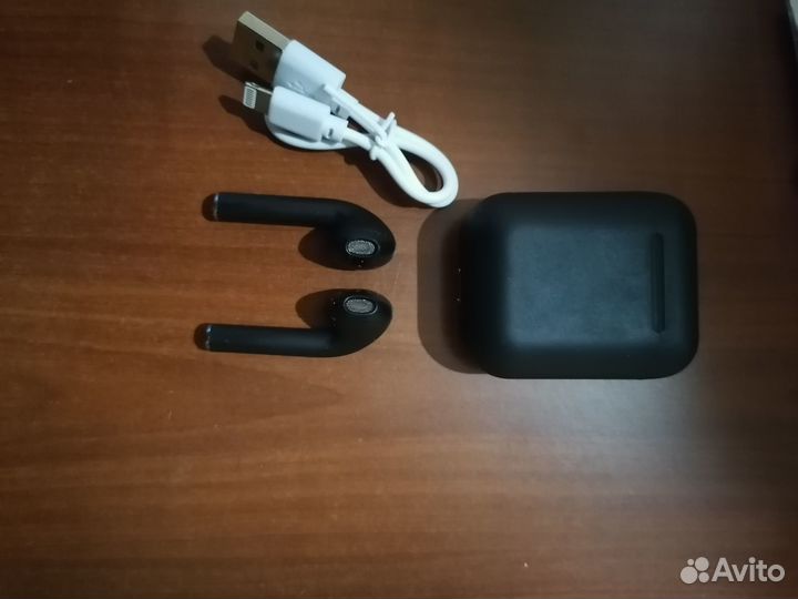 Беспроводные наушники новые