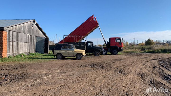 Водитель самосвала категории с