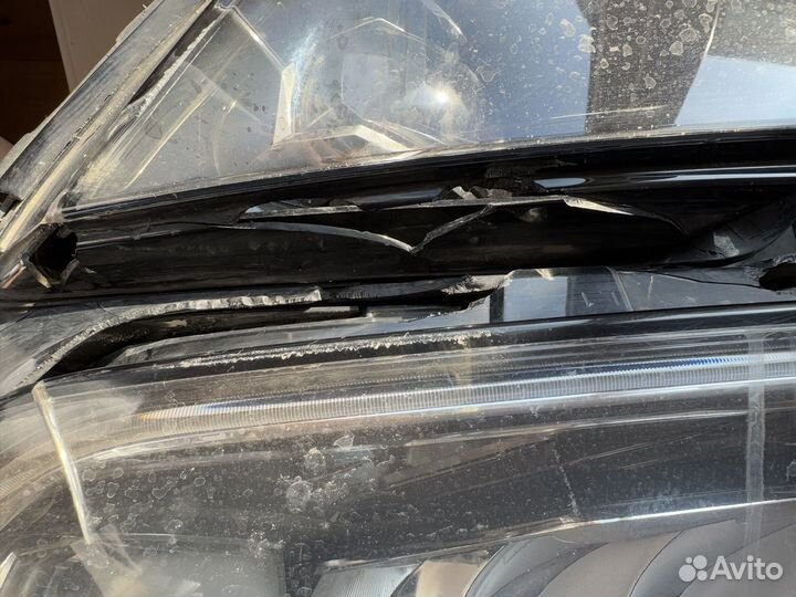 Фара Skoda Kodiaq левая битая на запчасти