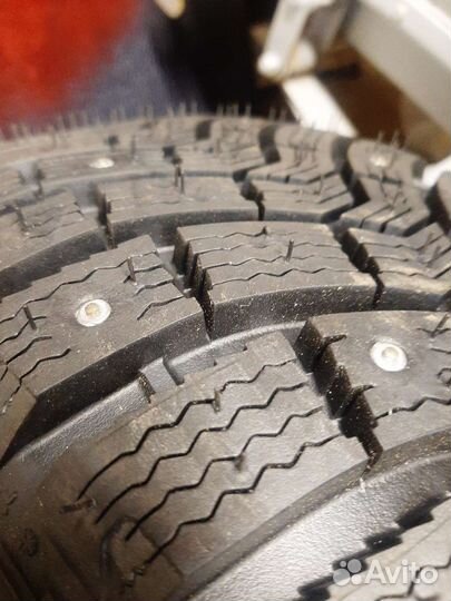 Michelin X-Ice North XIN2 215/65 R16