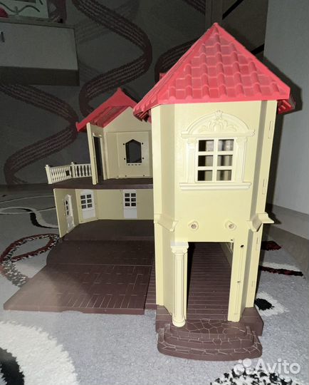 Домик для кукол