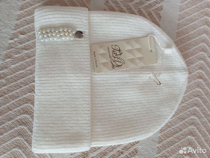 Шапка женская вязаная демисезонная