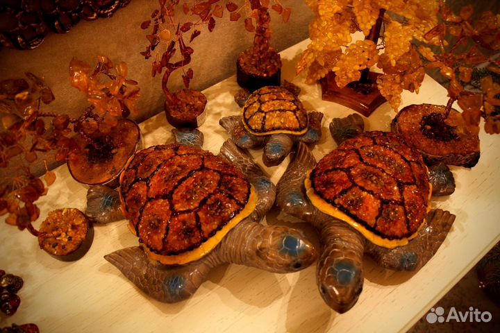 Черепаха статуэтка из янтаря, янтарные фигурки