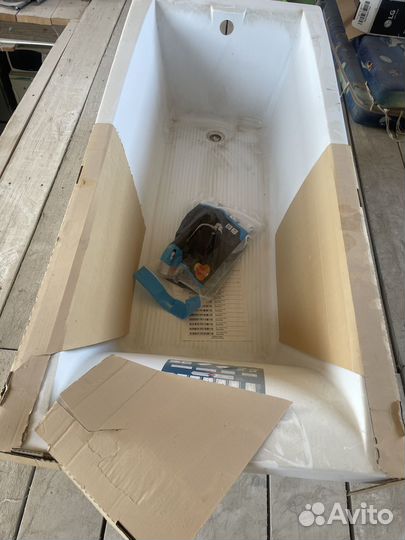 Ванна акриловая новая 160х70