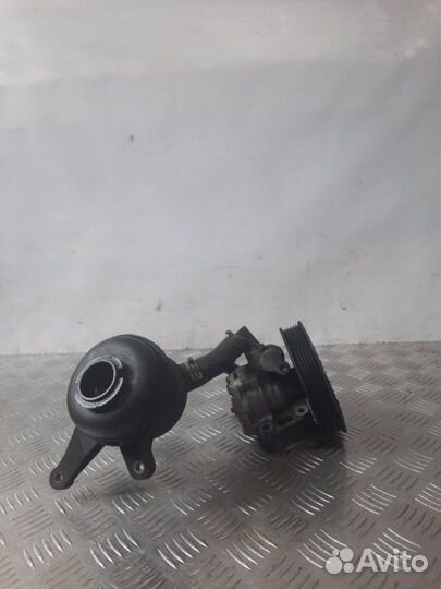 Насос гидроусилителя руля Mercedes Clk (W209) купе