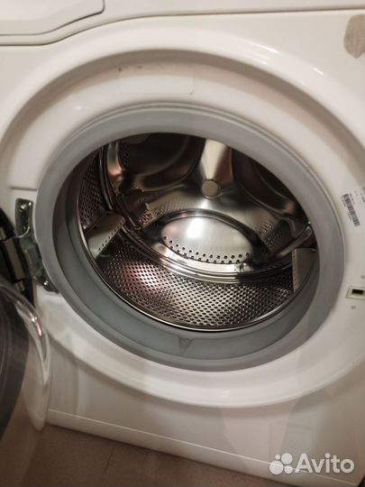 Стиральная машина Hotpoint-Ariston 6кг